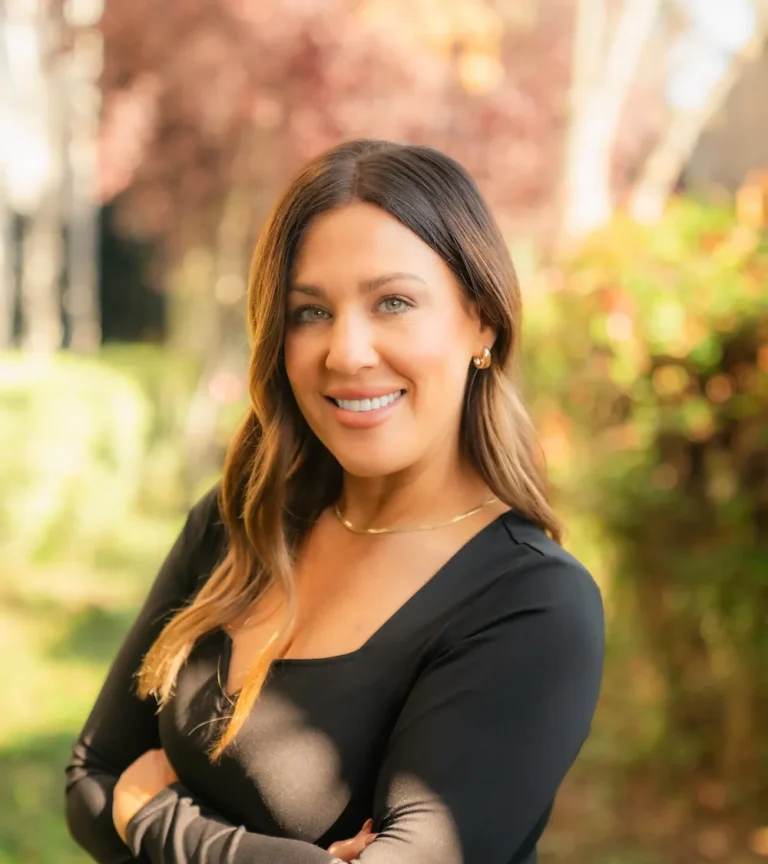 SMBH ABH OASIS Alicia Alva Headshot e1777074343829 - Mental Health Treatment at Sierra Meadows Behavioral Health